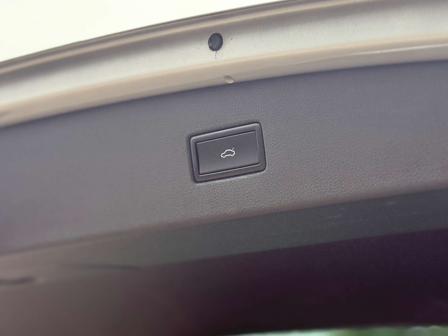 Used Volkswagen Tiguan 2016 for sale - 77905900: Photo 23