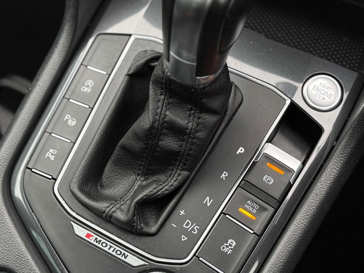 Used Volkswagen Tiguan 2016 for sale - 77905900: Photo 33