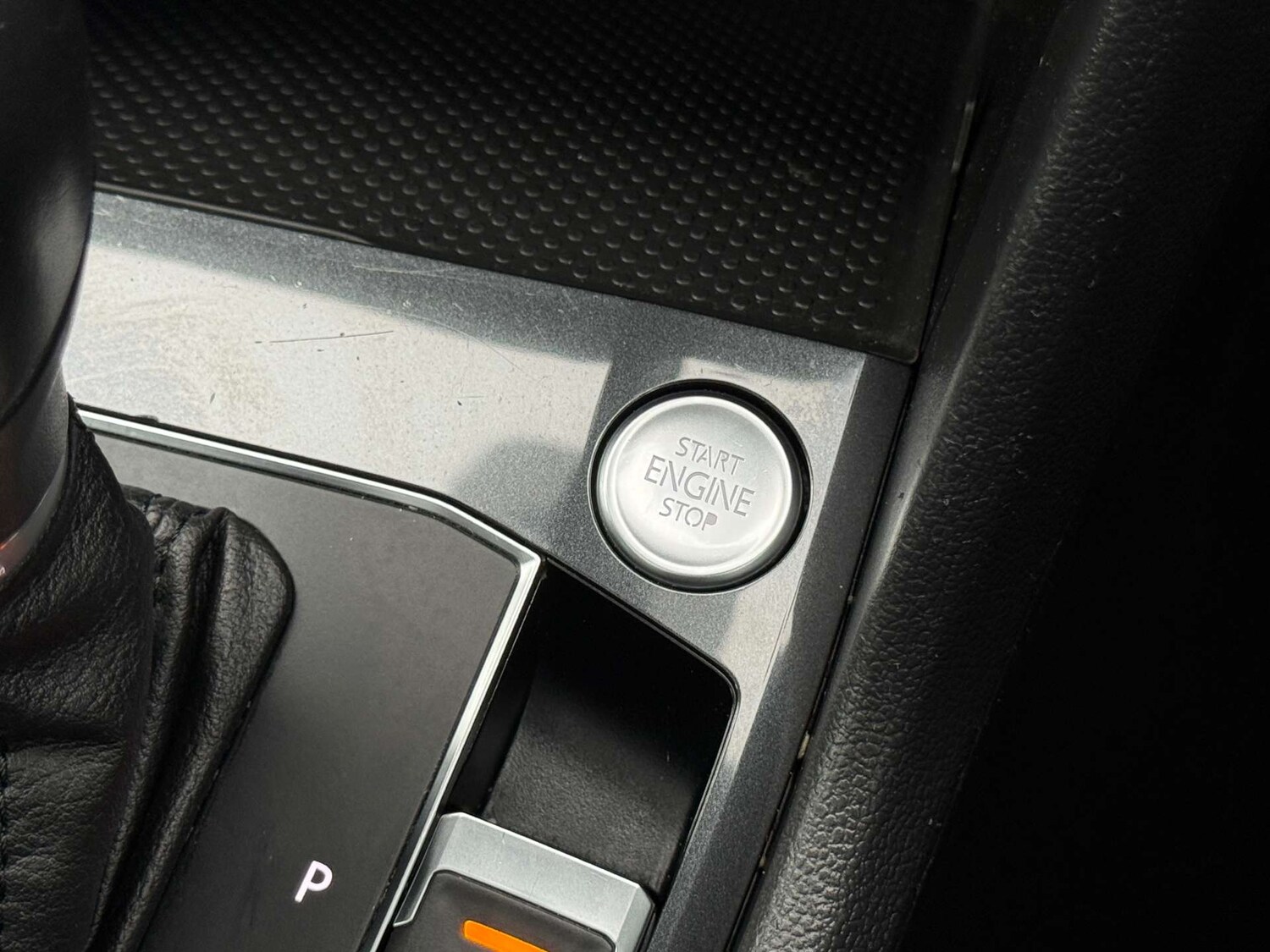 Used Volkswagen Tiguan 2016 for sale - 77905900: Photo 36