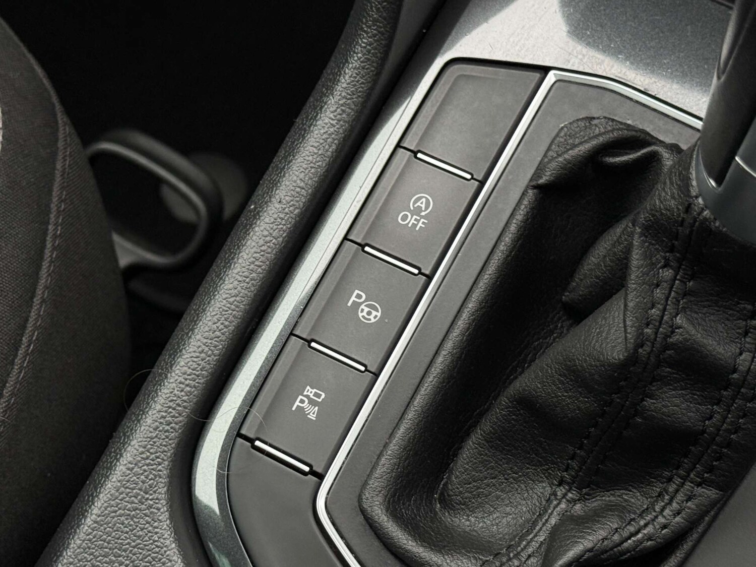 Used Volkswagen Tiguan 2016 for sale - 77905900: Photo 40