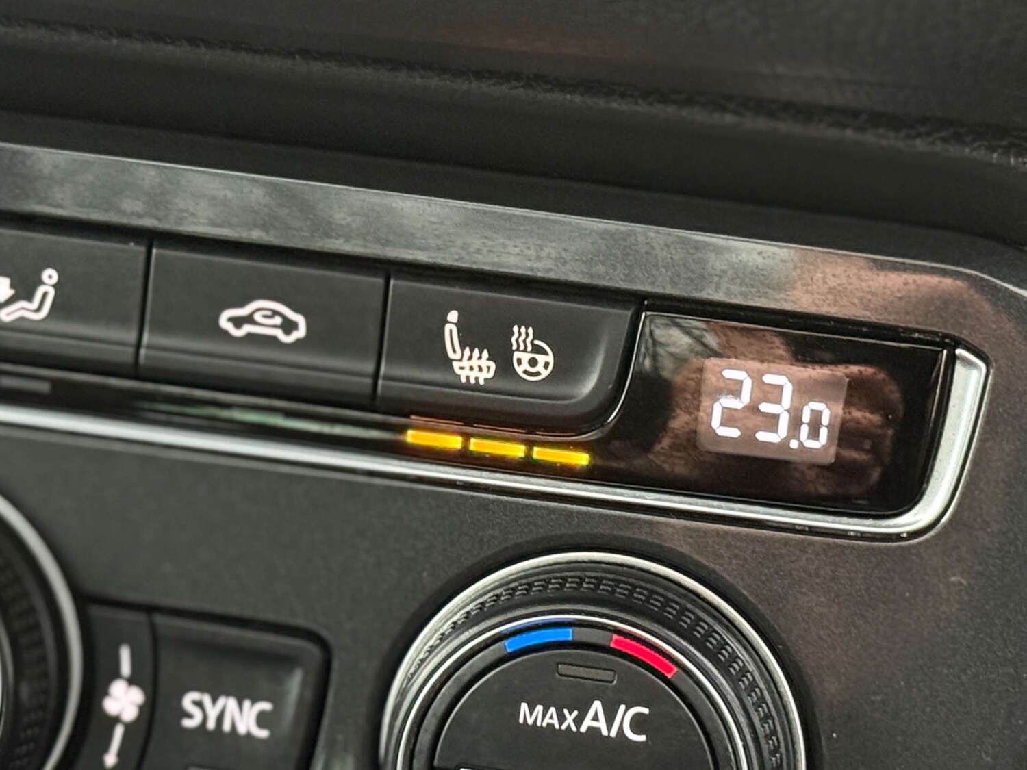 Used Volkswagen Tiguan 2016 for sale - 77905900: Photo 45