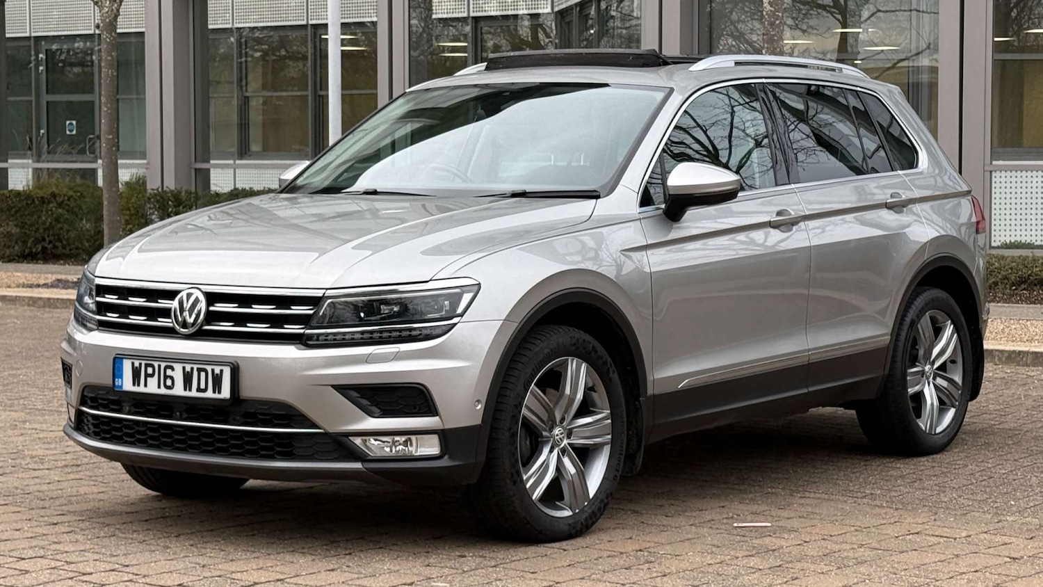 Used Volkswagen Tiguan 2016 for sale - 77905900: Photo 5