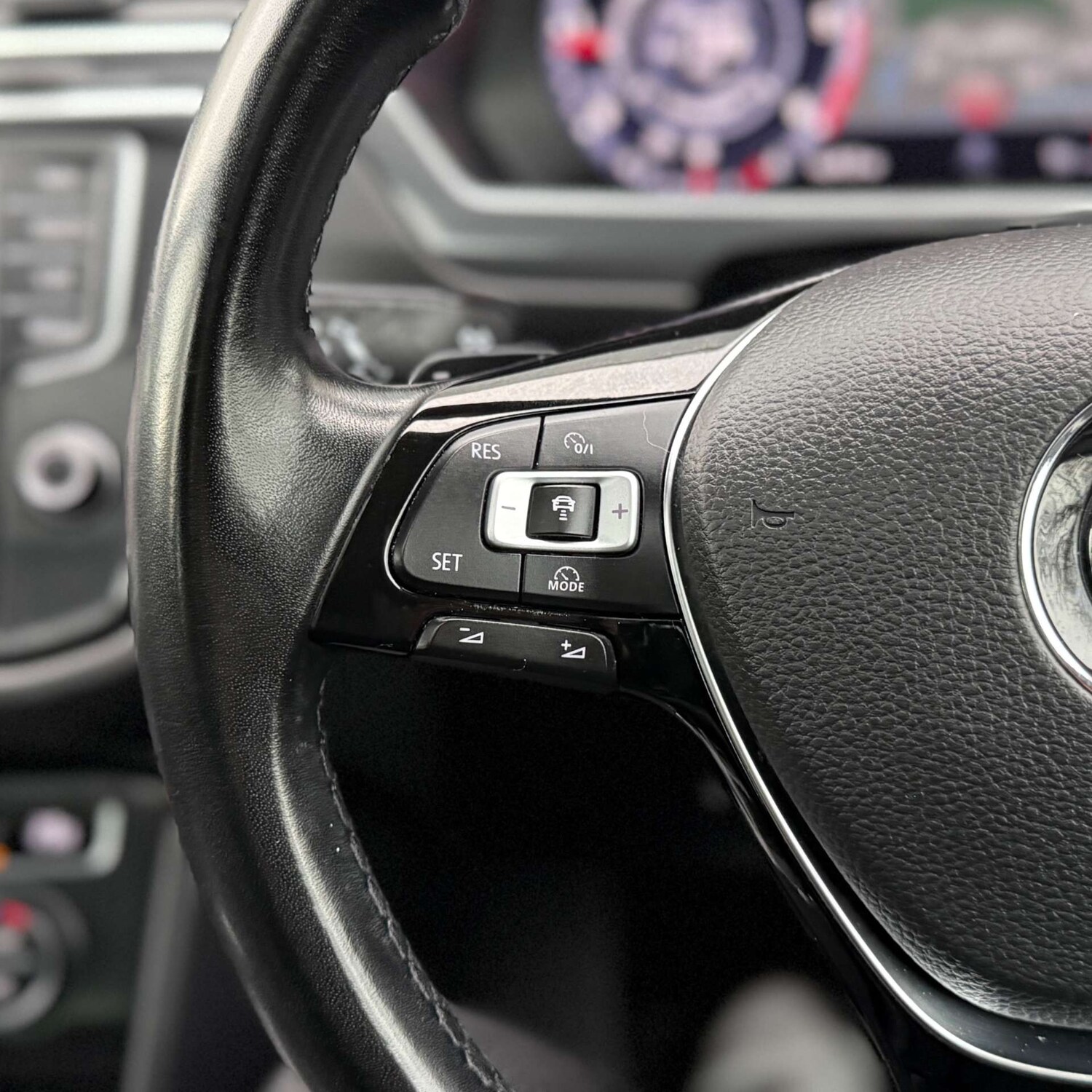 Used Volkswagen Tiguan 2016 for sale - 77905900: Photo 51