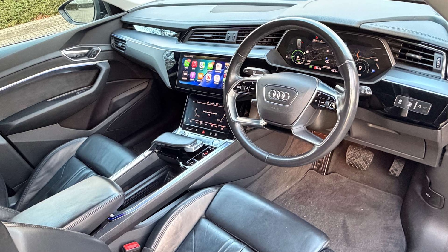 Used Audi e-tron 2020 for sale - 76896329: Photo 3