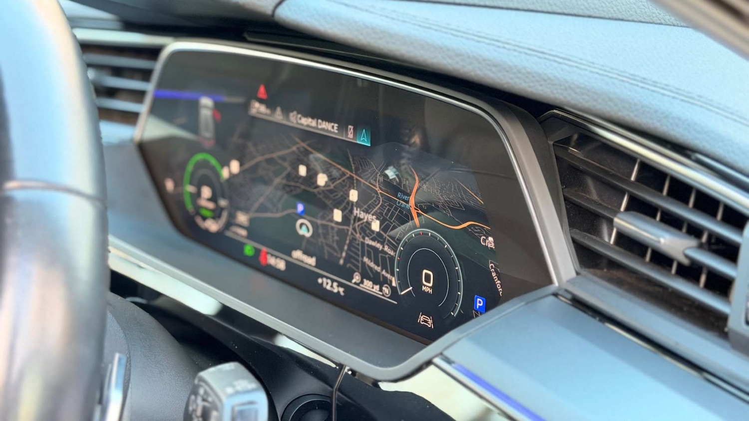 Used Audi e-tron 2020 for sale - 76896329: Photo 4