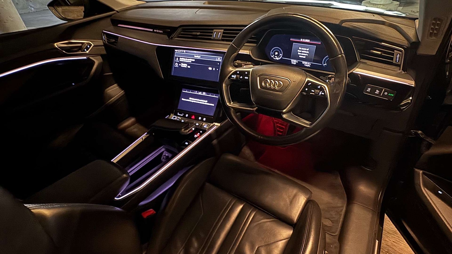 Used Audi e-tron 2020 for sale - 76896329: Photo 46