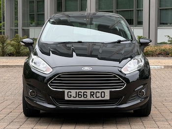 Used Ford Fiesta 2016 for sale - 78885384: Photo