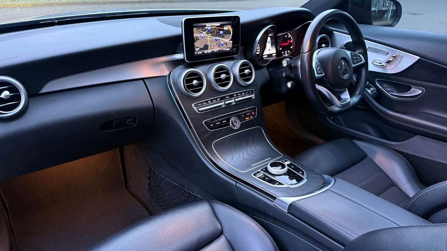 Used Mercedes-Benz C Class 2018 for sale - 77409776: Photo 13