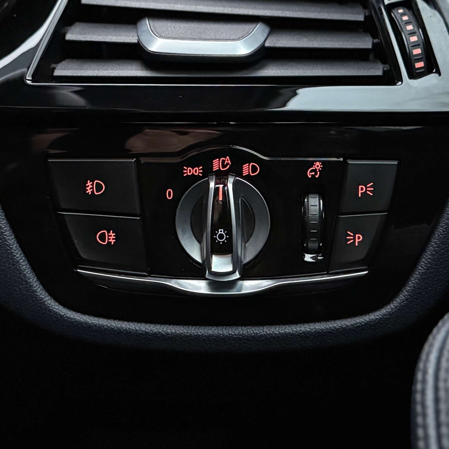 Used BMW 5 Series 2018 for sale - 77236289: Photo 36