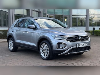 Used Volkswagen T-Roc 2025 for sale - 78274251: Photo