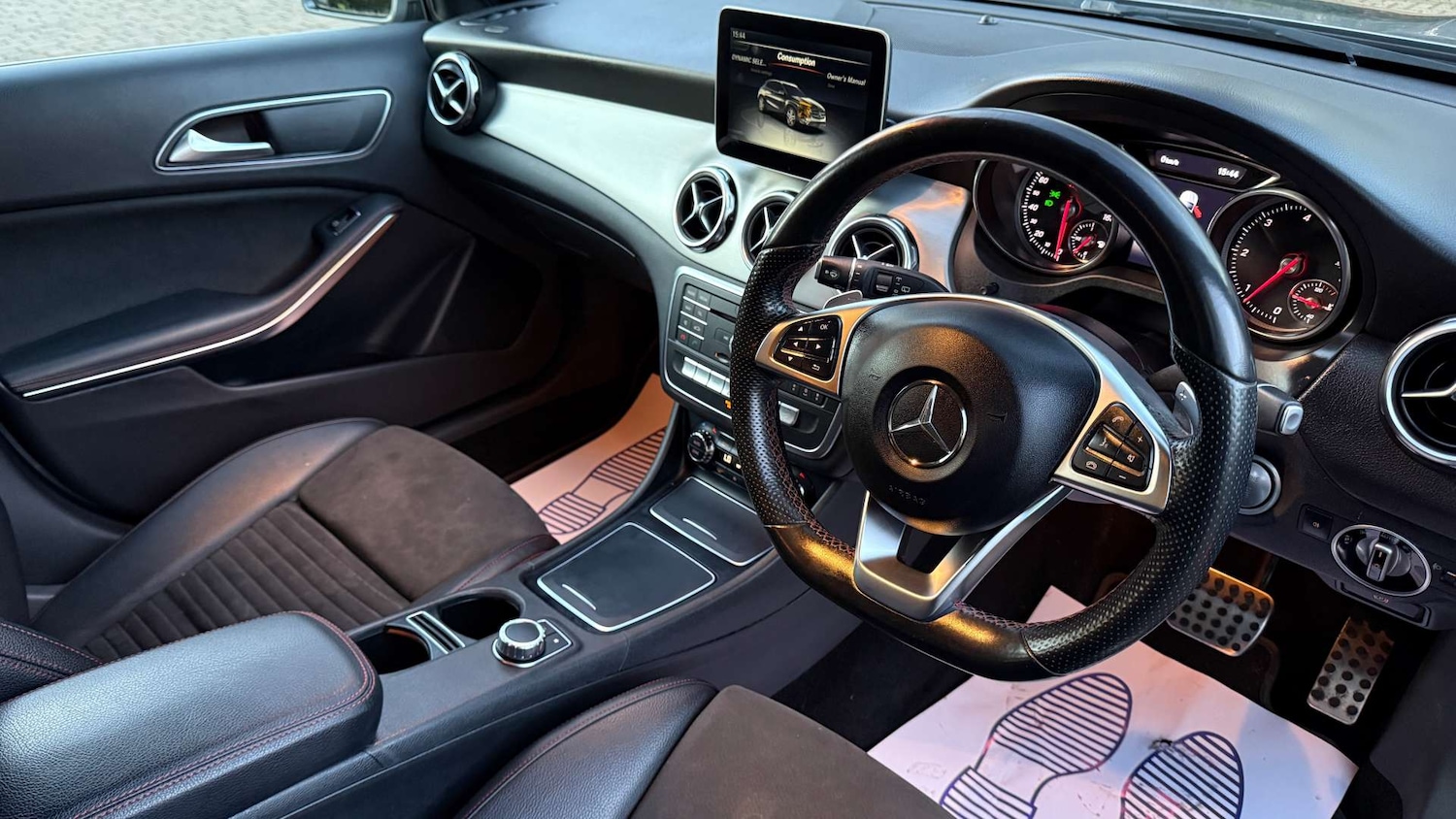 Used Mercedes-Benz GLA 2017 for sale - 76931769: Photo 3