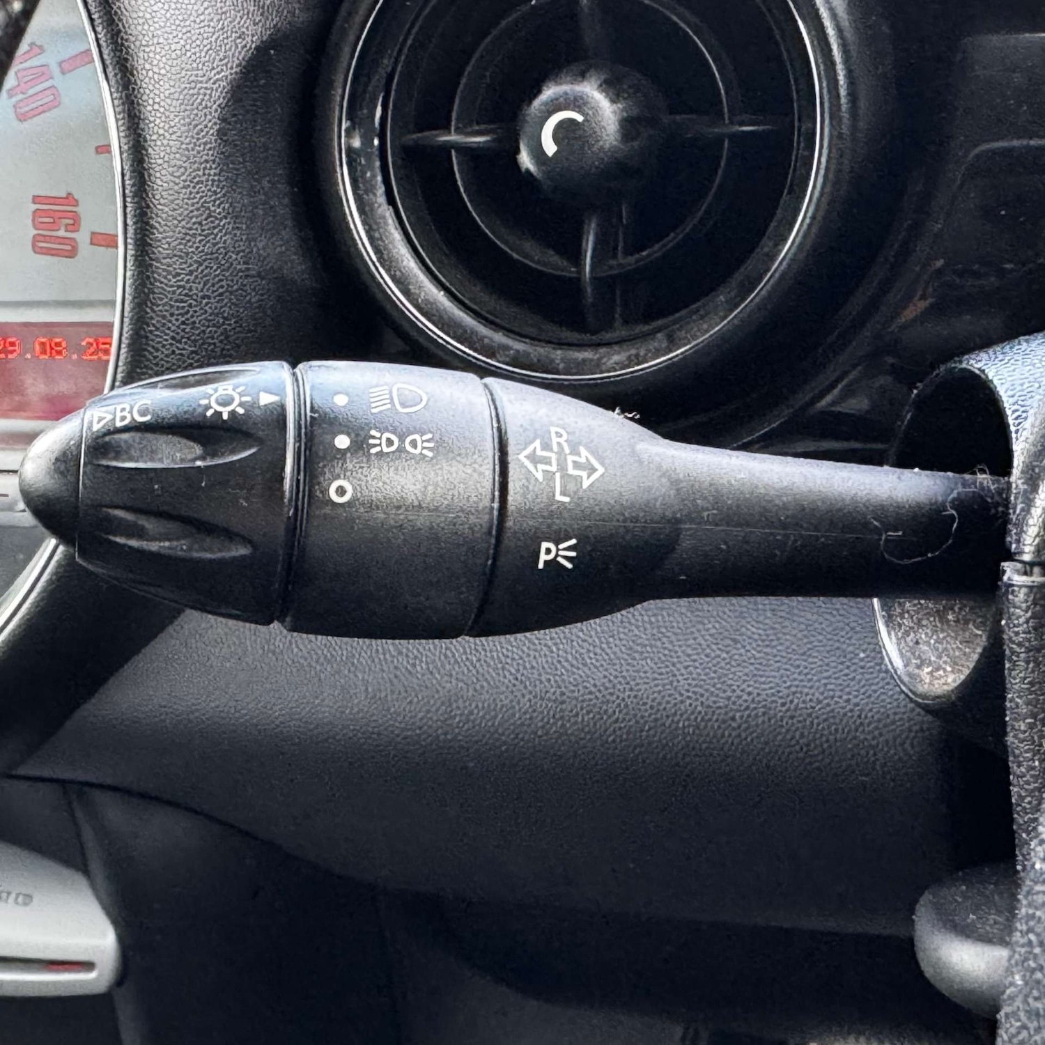 Used MINI Hatch 2010 for sale - 76602192: Photo 34