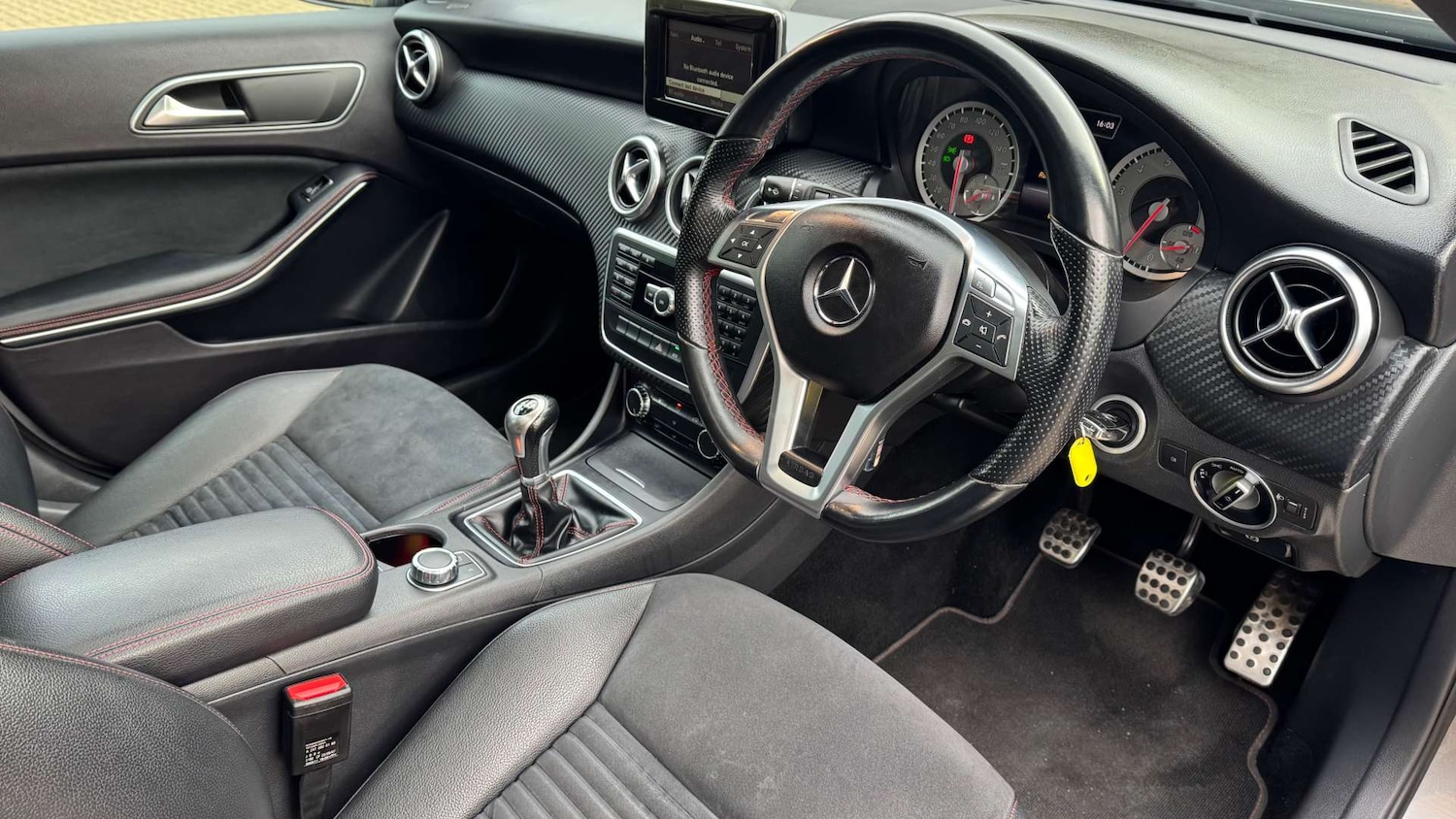 Used Mercedes-Benz A-Class 2014 for sale - 76356032: Photo 17