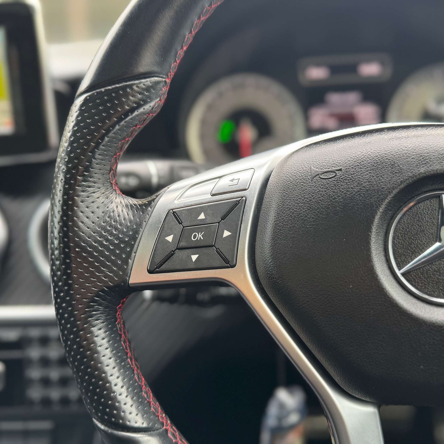 Used Mercedes-Benz A-Class 2014 for sale - 76356032: Photo 22