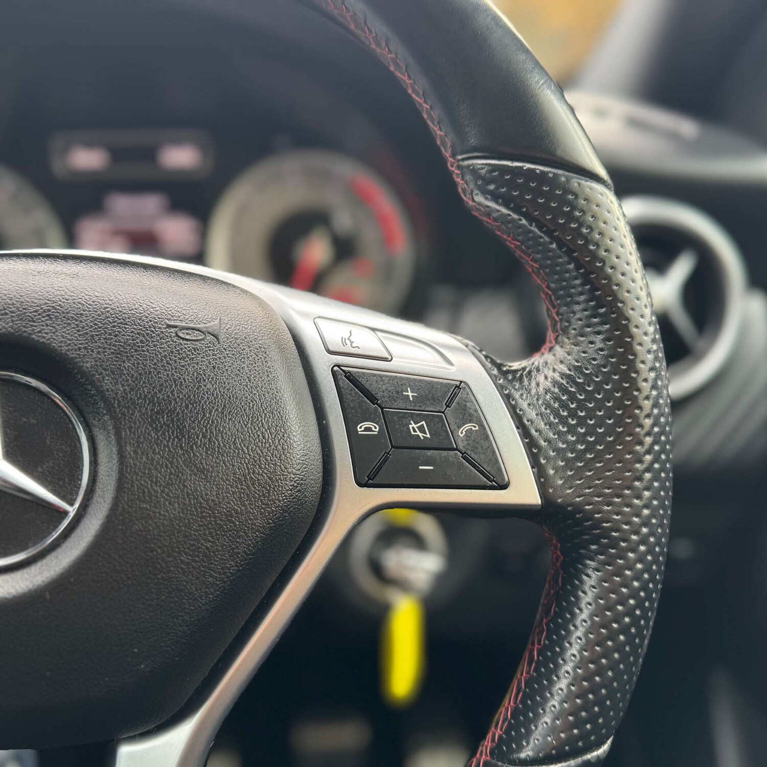 Used Mercedes-Benz A-Class 2014 for sale - 76356032: Photo 23