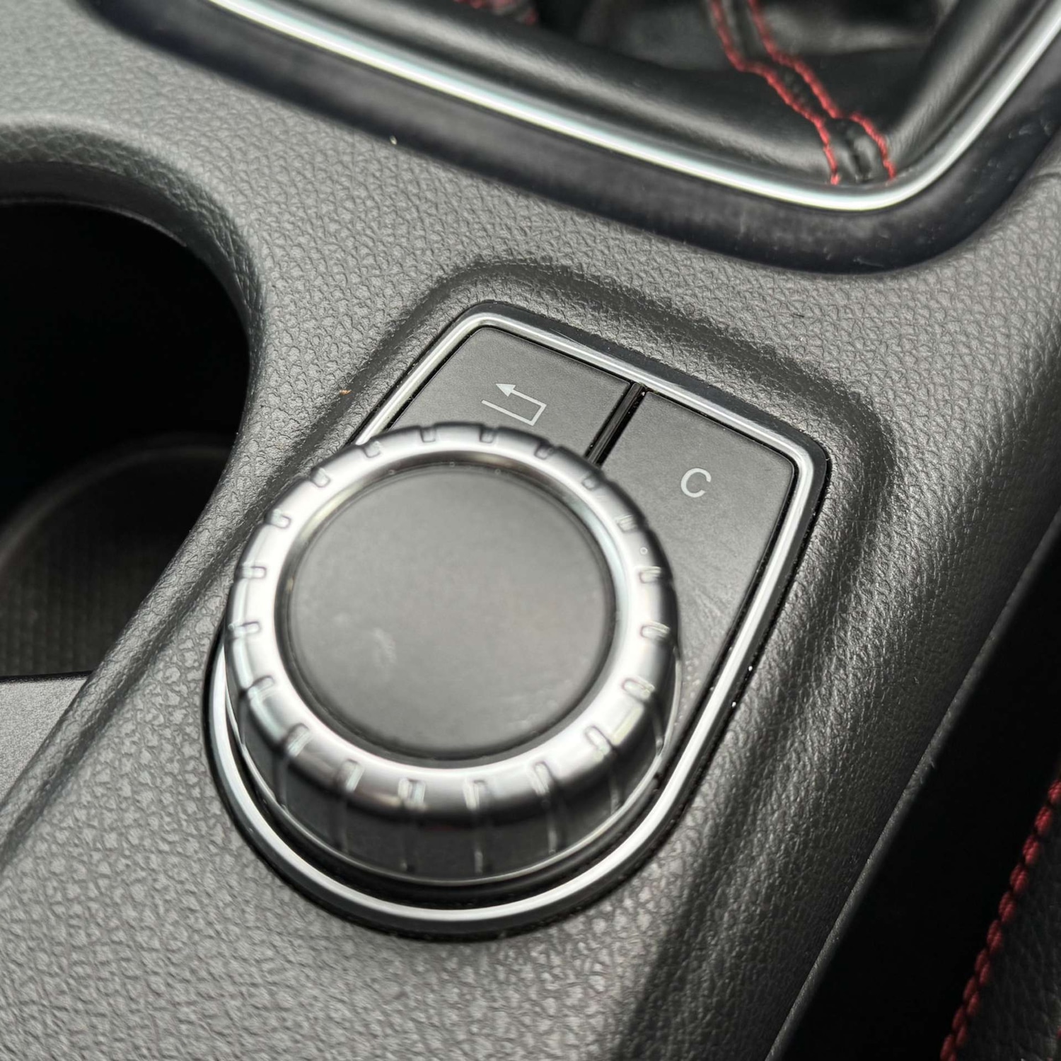 Used Mercedes-Benz A-Class 2014 for sale - 76356032: Photo 30