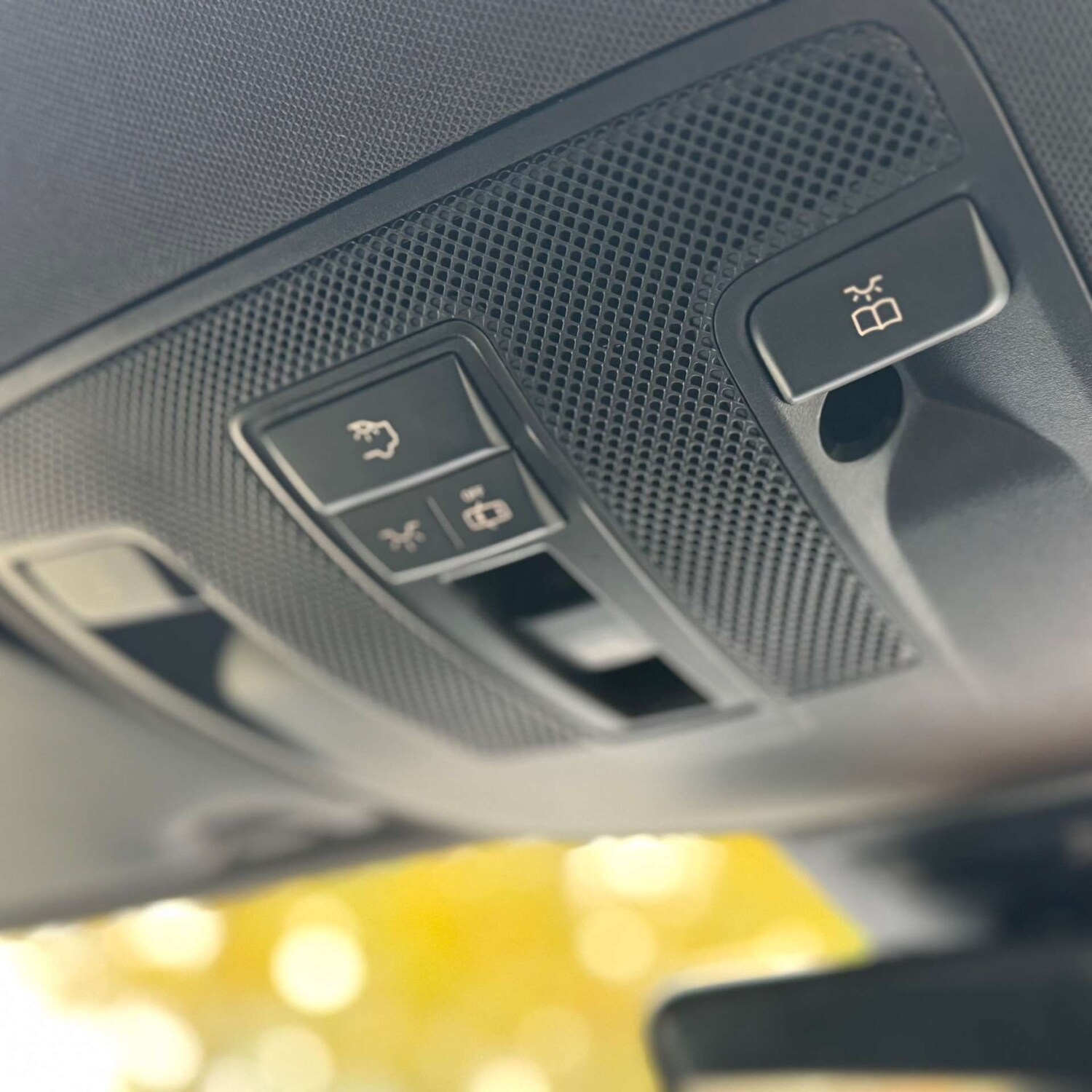 Used Mercedes-Benz A-Class 2014 for sale - 76356032: Photo 33