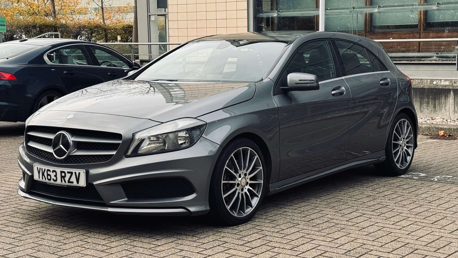Used Mercedes-Benz A-Class 2014 for sale - 76356032: Photo 6