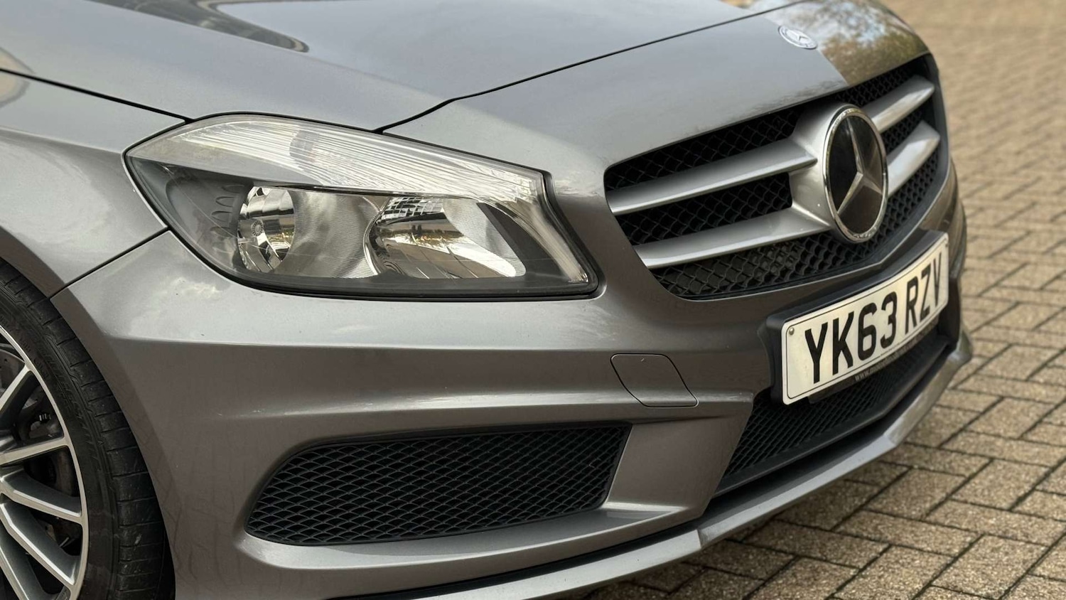 Used Mercedes-Benz A-Class 2014 for sale - 76356032: Photo 9