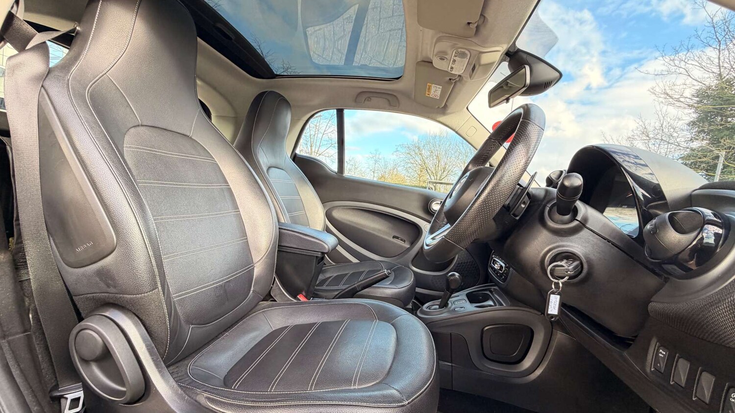 Used smart fortwo 2016 for sale - 77494176: Photo 24