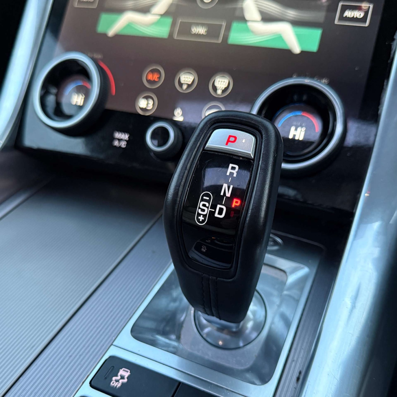 Used Land Rover Range Rover Sport 2018 for sale - 76352637: Photo 24