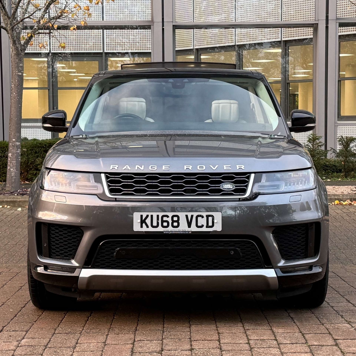 Used Land Rover Range Rover Sport 2018 for sale - 76352637: Photo 4