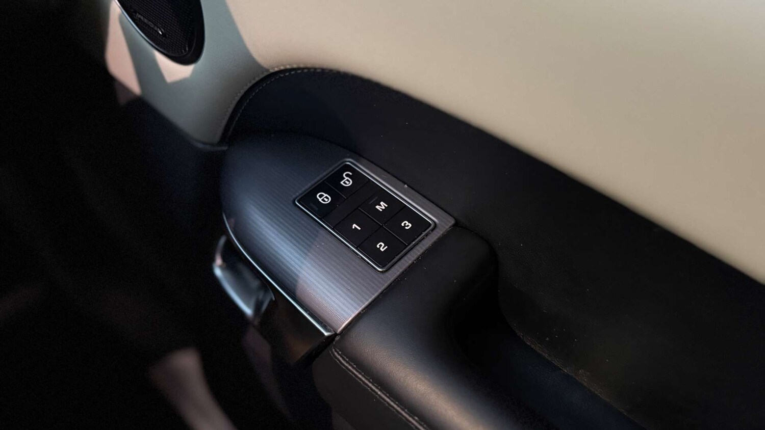 Used Land Rover Range Rover Sport 2018 for sale - 76352637: Photo 52