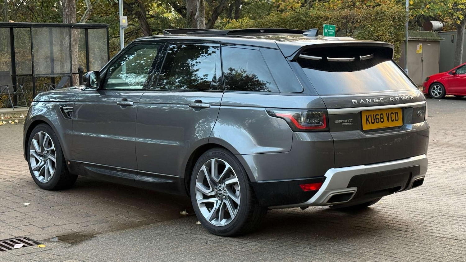 Used Land Rover Range Rover Sport 2018 for sale - 76352637: Photo 7