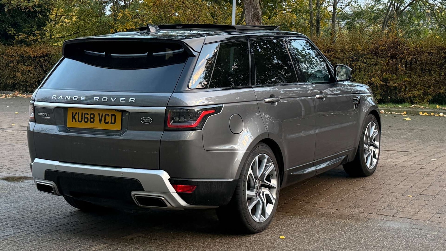 Used Land Rover Range Rover Sport 2018 for sale - 76352637: Photo 9