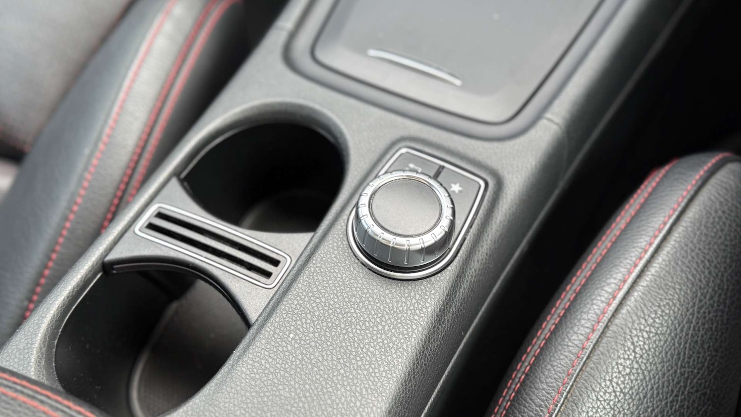 Used Mercedes-Benz GLA 2017 for sale - 76527097: Photo 42