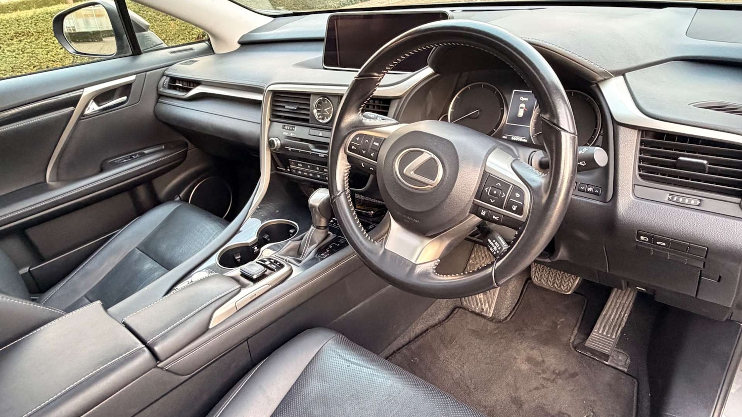 Used Lexus RX 2018 for sale - 77084202: Photo 15