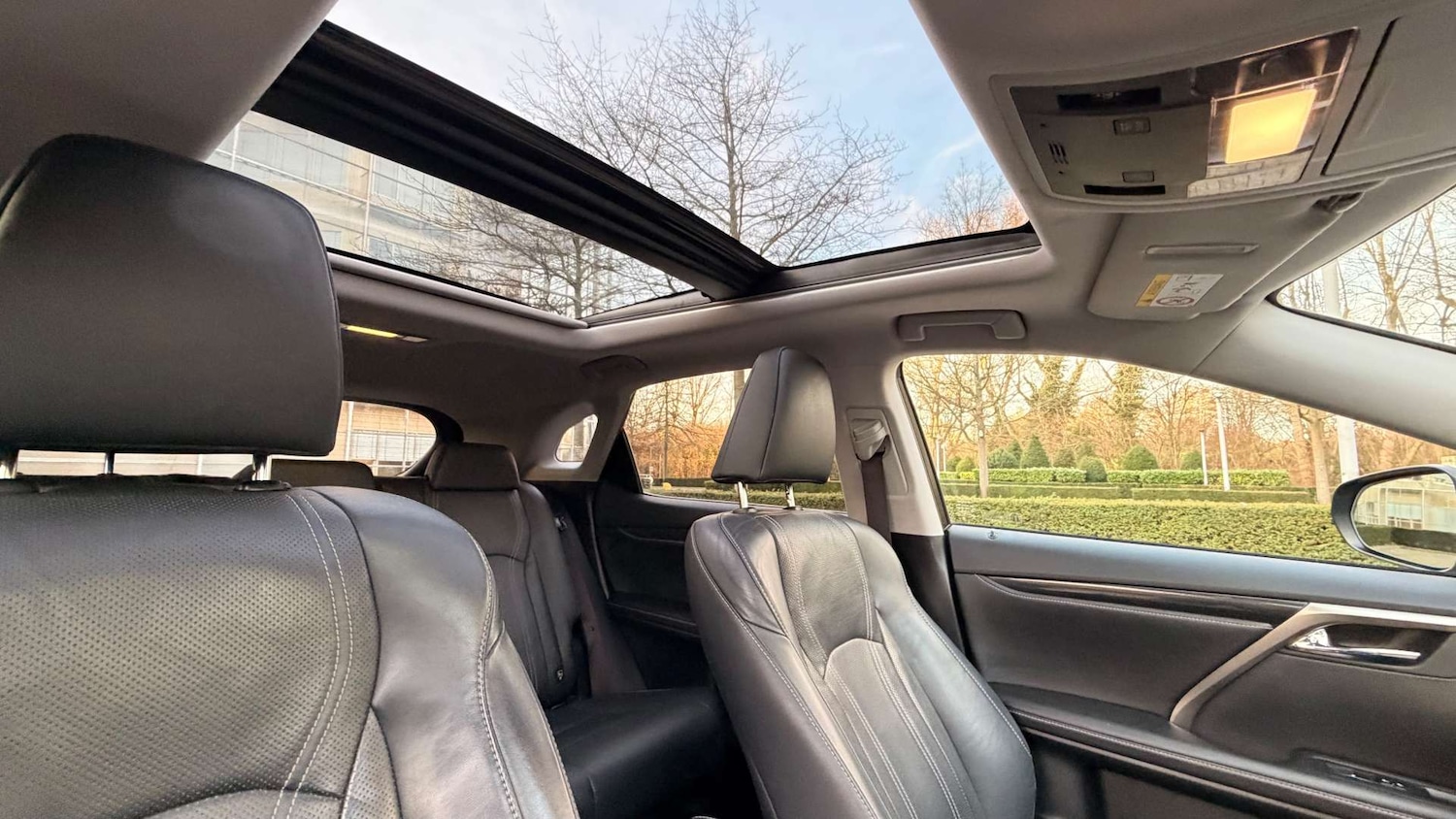 Used Lexus RX 2018 for sale - 77084202: Photo 19