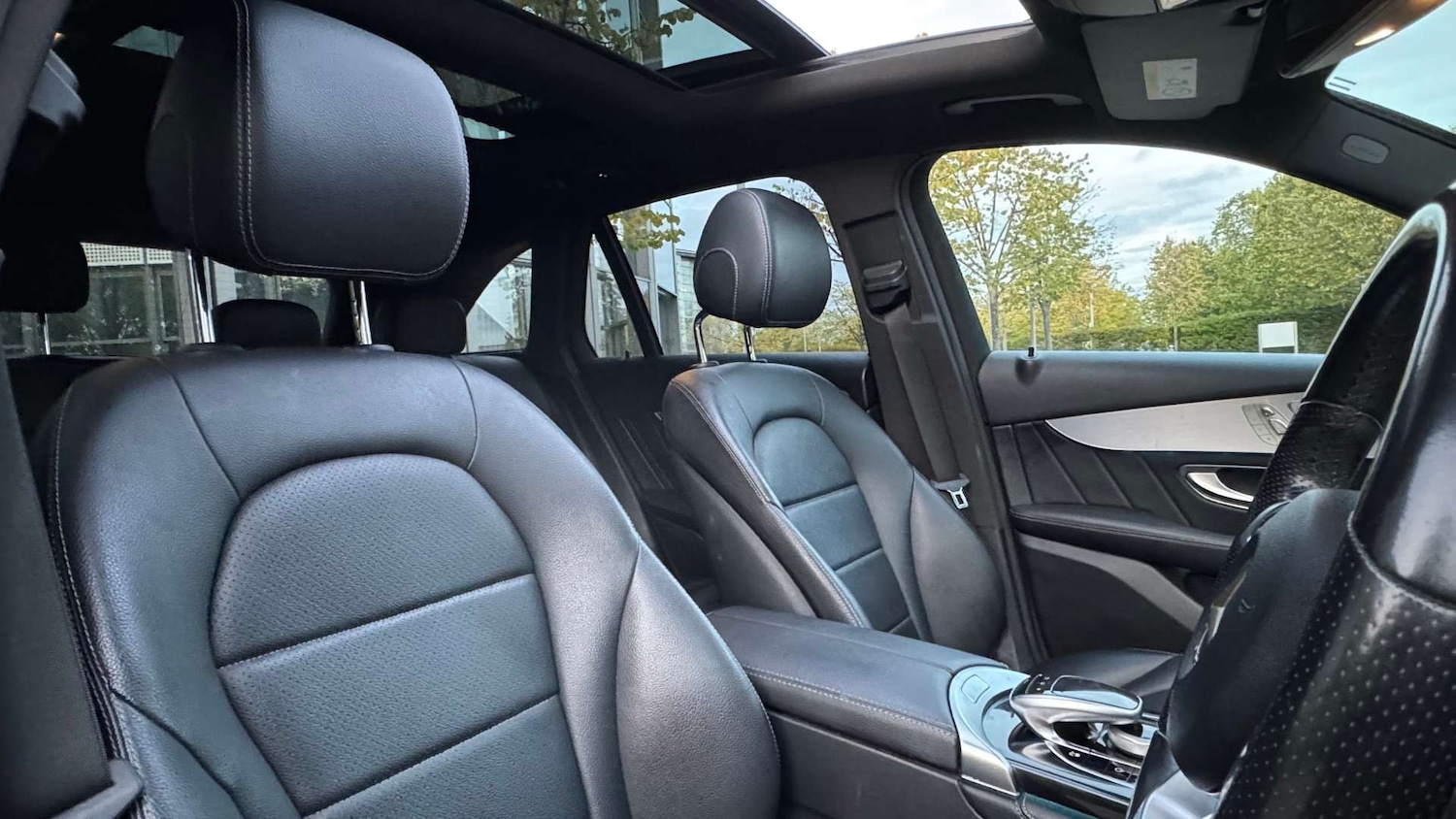 Used Mercedes-Benz GLC 2016 for sale - 77145380: Photo 11