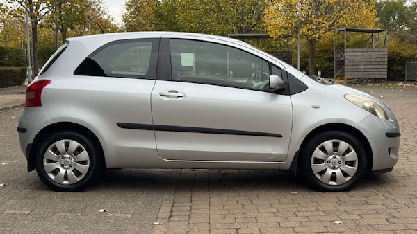 Used Toyota Yaris 2006 for sale - 76311231: Photo 10