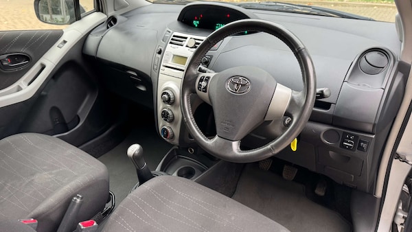 Used Toyota Yaris 2006 for sale - 76311231: Photo 14