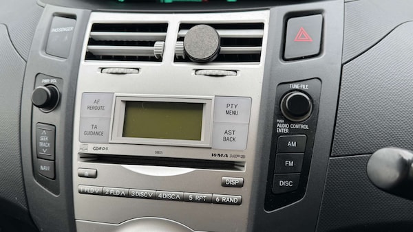 Used Toyota Yaris 2006 for sale - 76311231: Photo 21