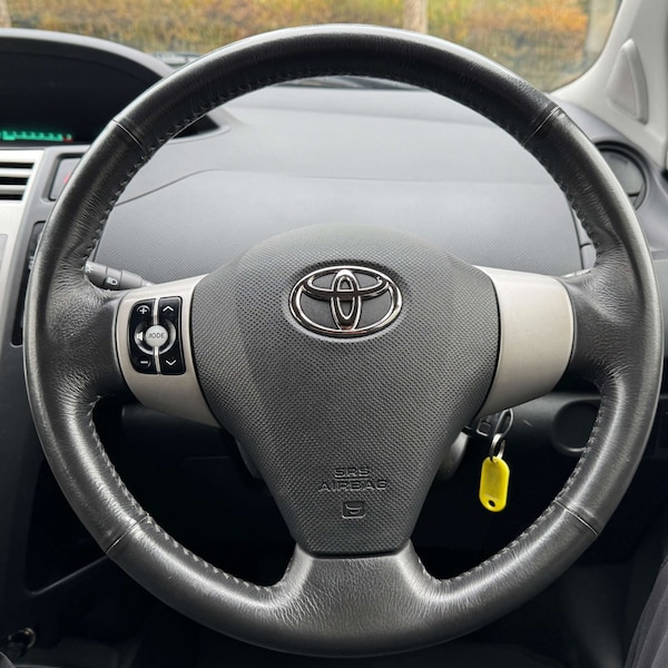 Used Toyota Yaris 2006 for sale - 76311231: Photo 22