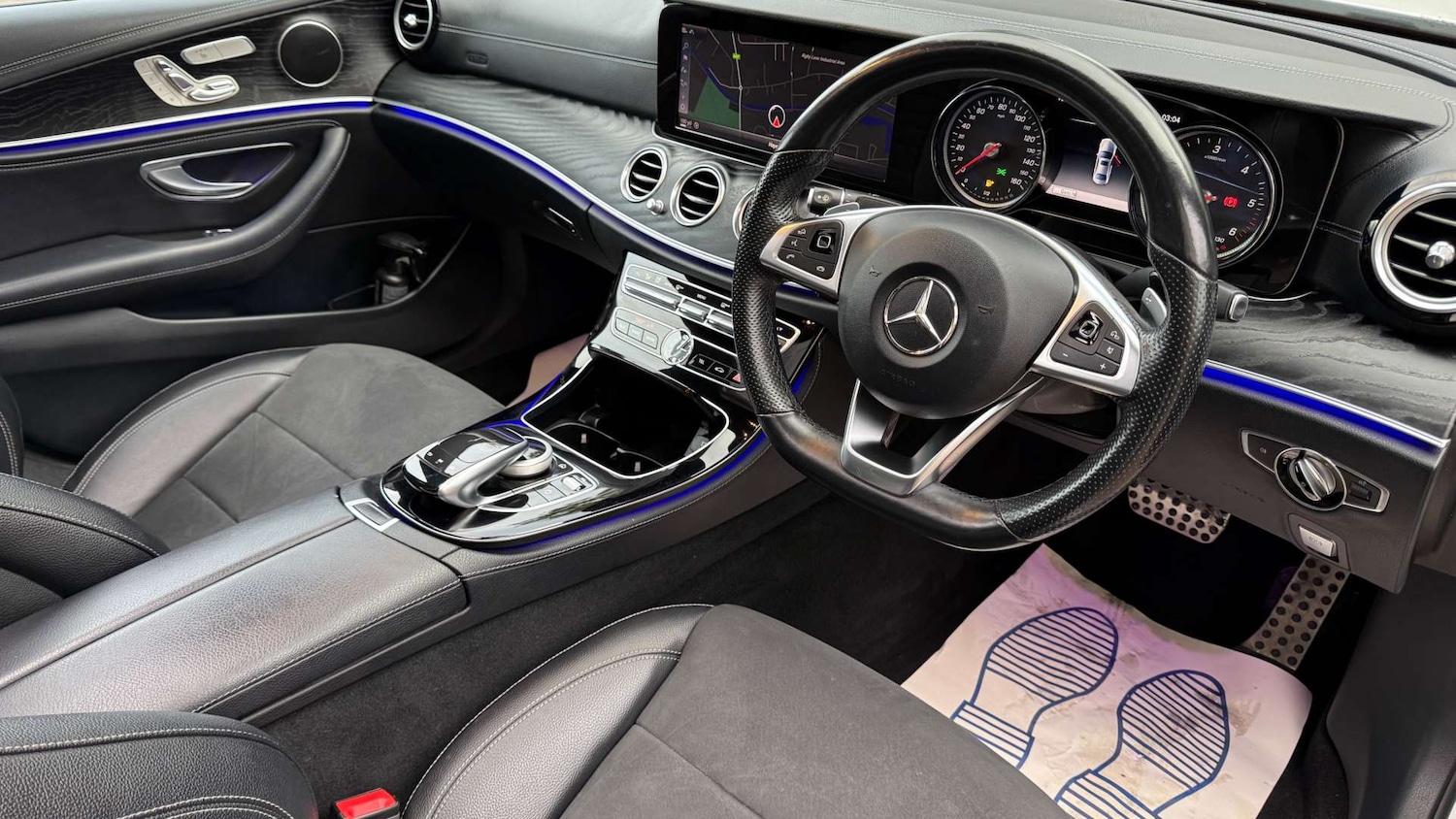 Used Mercedes-Benz E Class 2017 for sale - 76416876: Photo 2