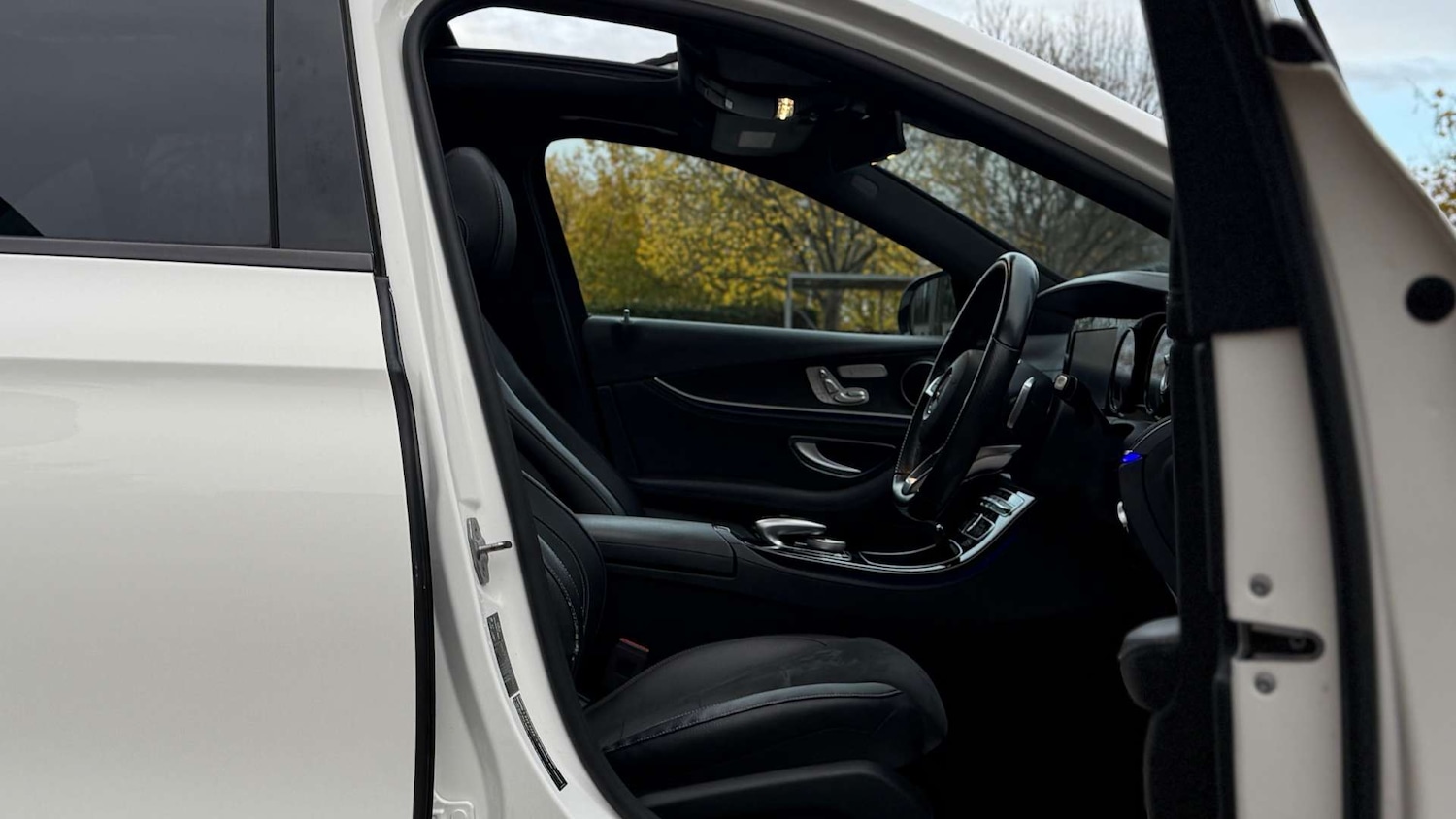 Used Mercedes-Benz E Class 2017 for sale - 76416876: Photo 22