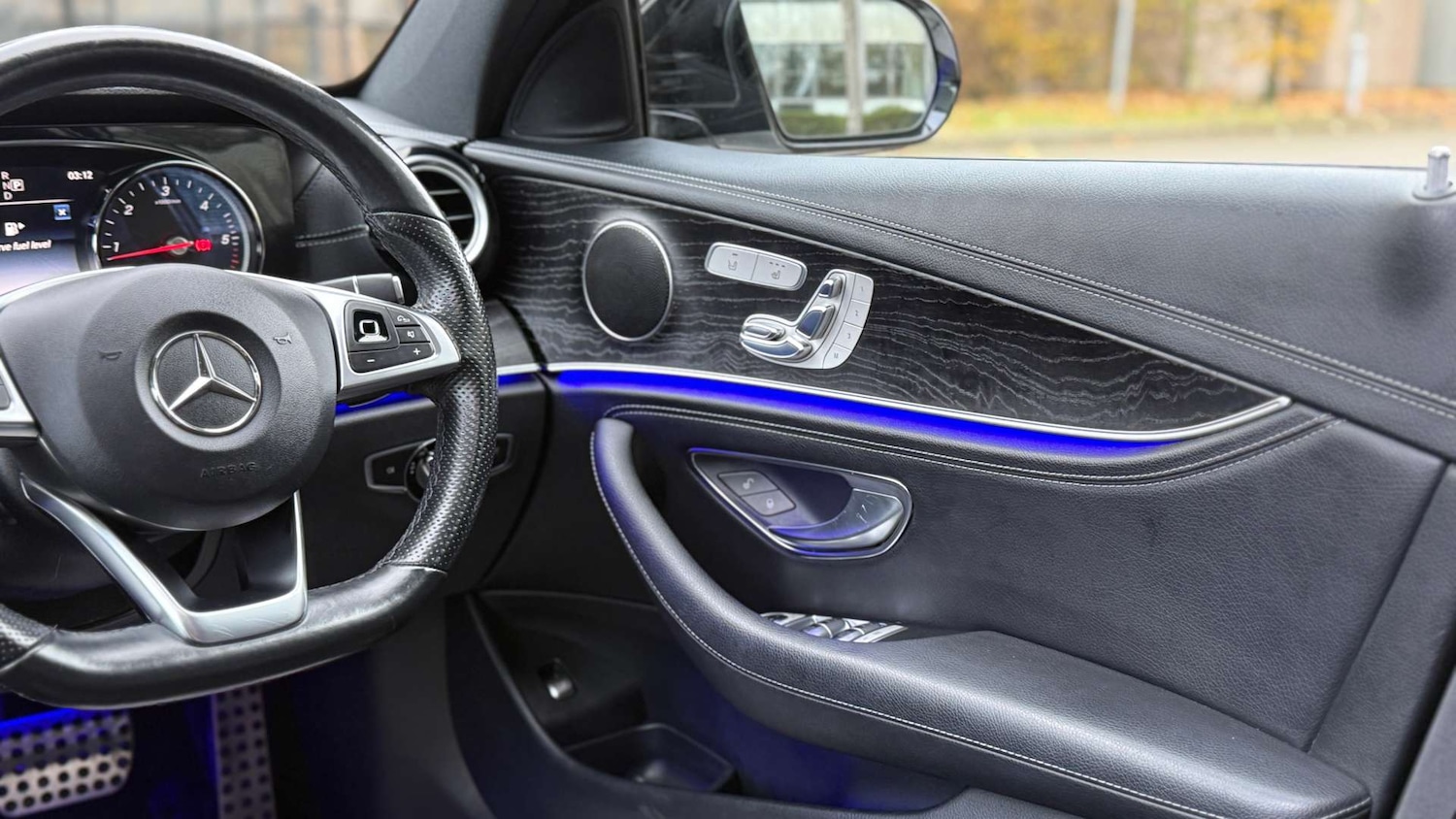 Used Mercedes-Benz E Class 2017 for sale - 76416876: Photo 28