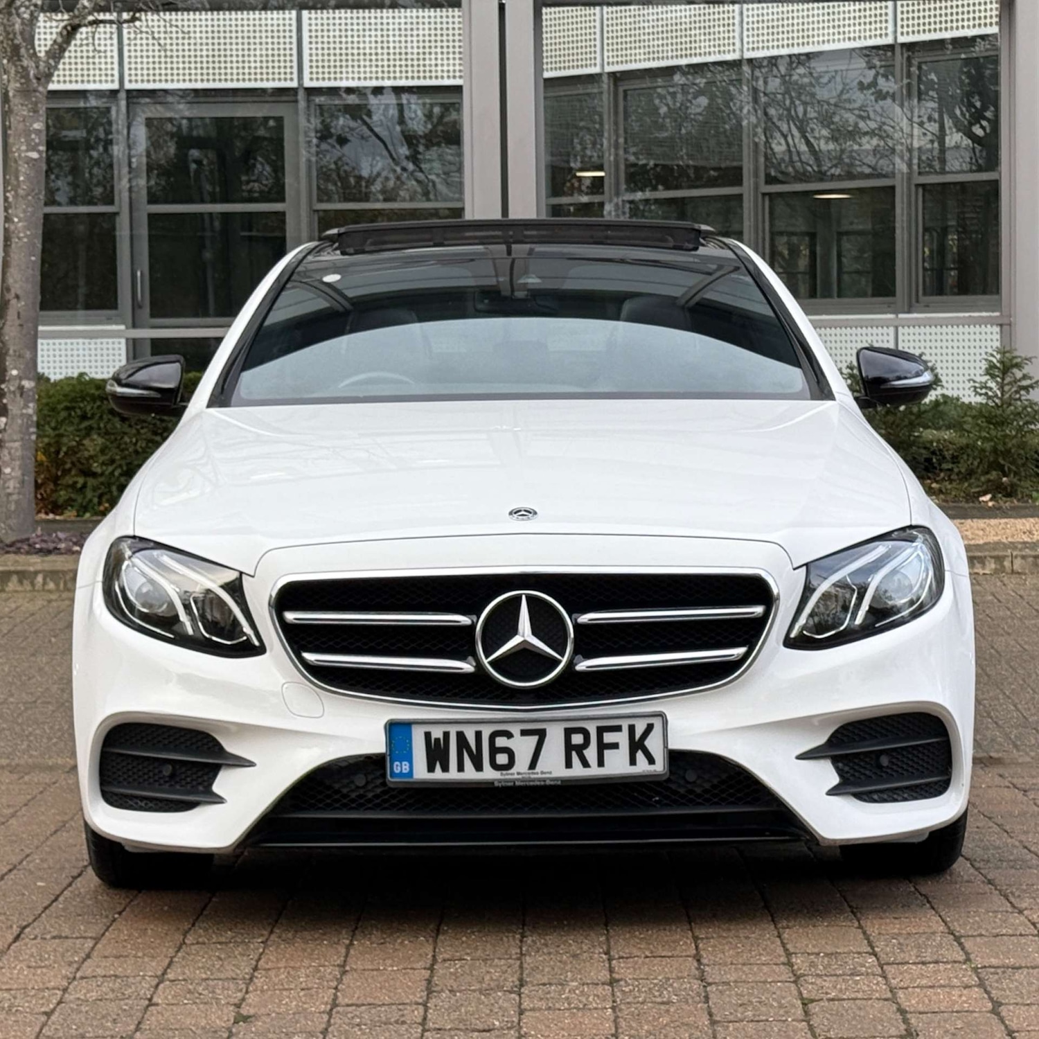 Used Mercedes-Benz E Class 2017 for sale - 76416876: Photo 3