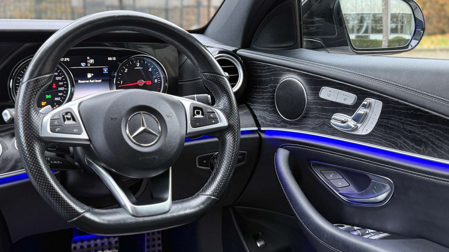 Used Mercedes-Benz E Class 2017 for sale - 76416876: Photo 33