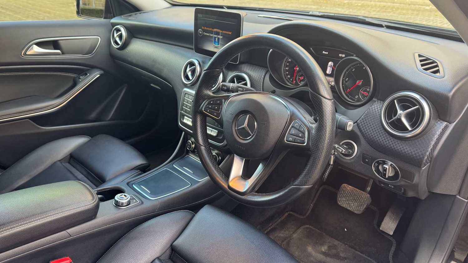 Used Mercedes-Benz A-Class 2016 for sale - 77847588: Photo 21