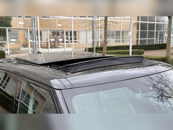 Used Land Rover Range Rover Sport 2018 for sale - 77477821: Photo