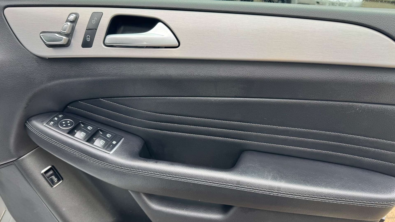 Used Mercedes-Benz GLE 2017 for sale - 77563350: Photo 24