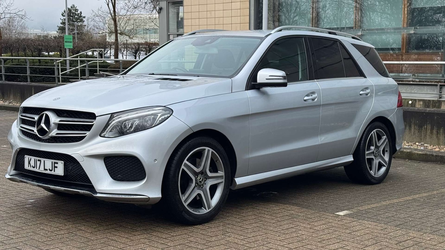 Used Mercedes-Benz GLE 2017 for sale - 77563350: Photo 4