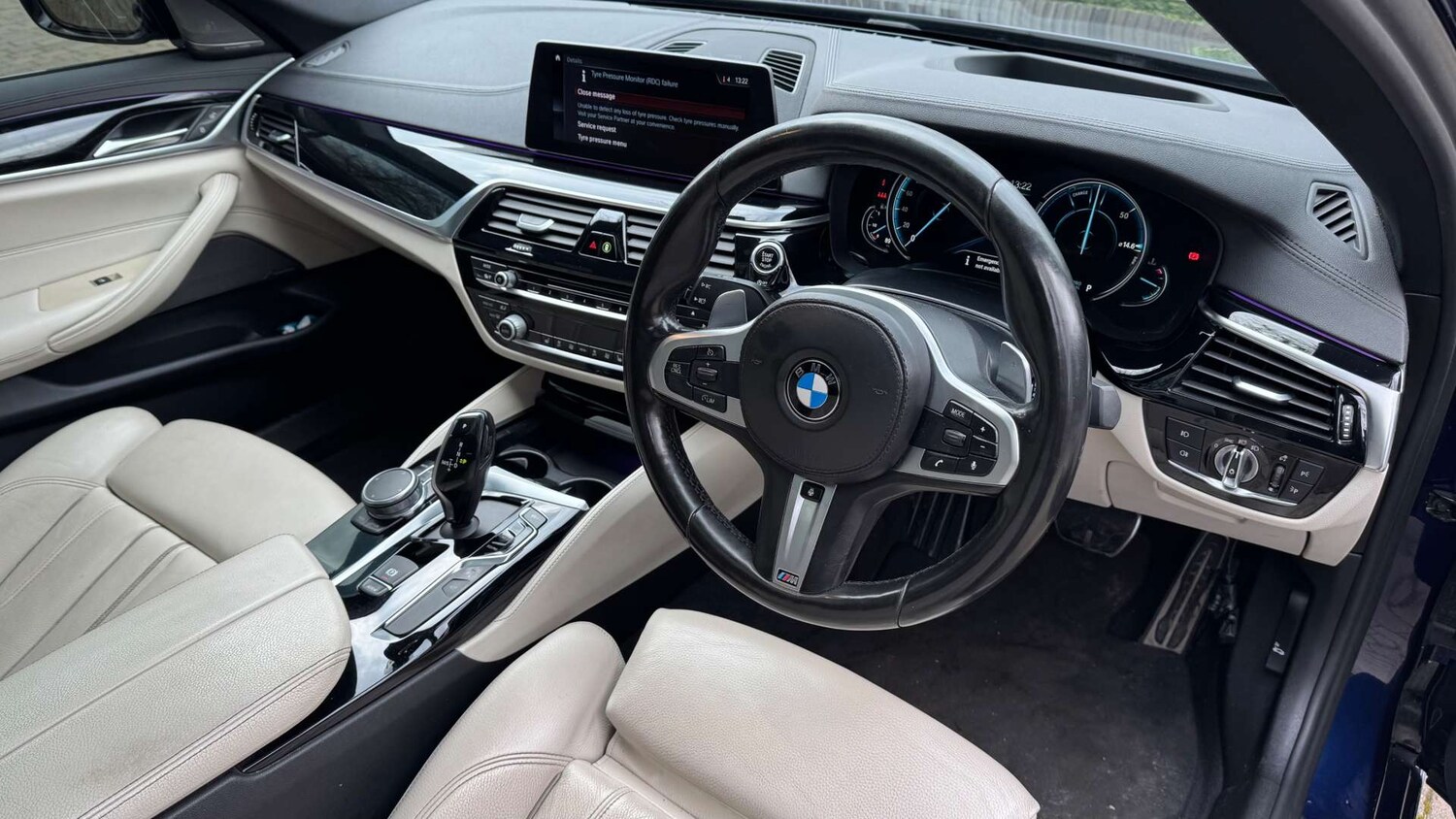 Used BMW 5 Series 2017 for sale - 77494170: Photo 15