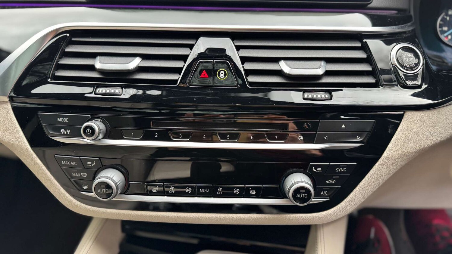 Used BMW 5 Series 2017 for sale - 77494170: Photo 21