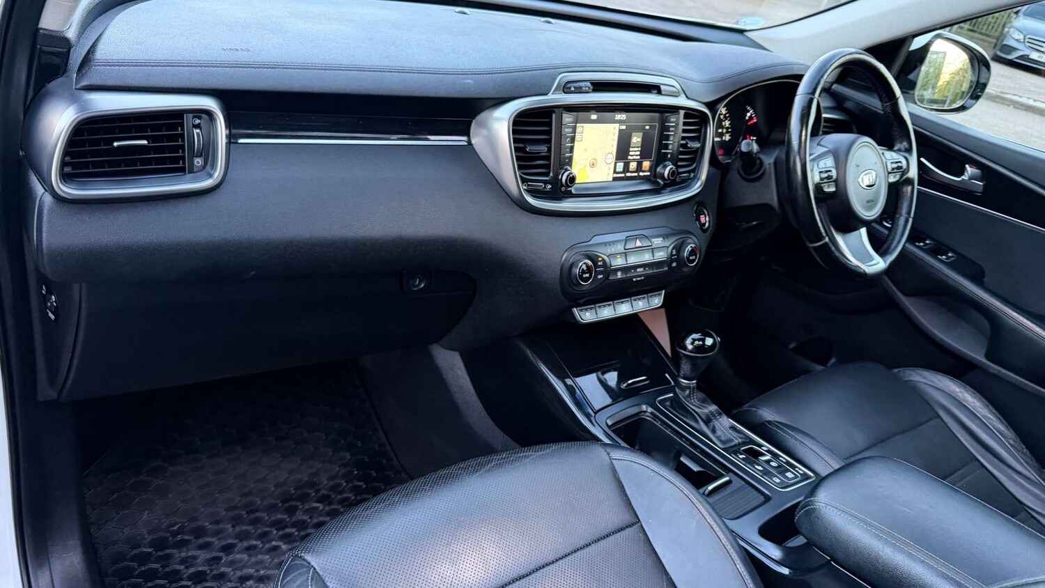 Used Kia Sorento 2015 for sale - 78159030: Photo 36