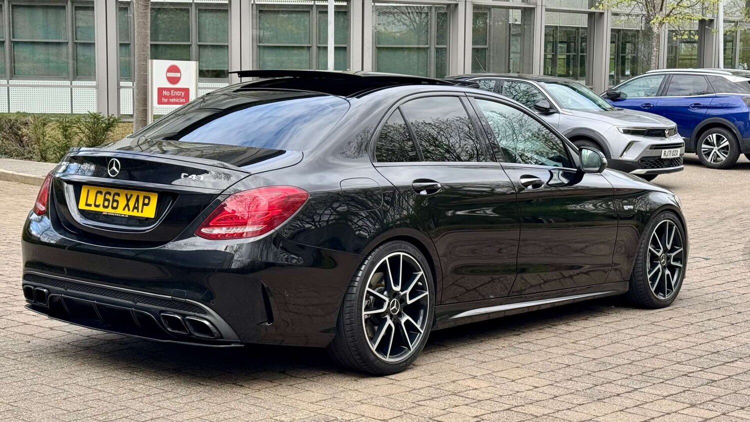 Used Mercedes-Benz C Class 2016 for sale - 78083534: Photo 11